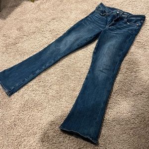 Hi rise skinny kick American Eagle jeans size 8 Short